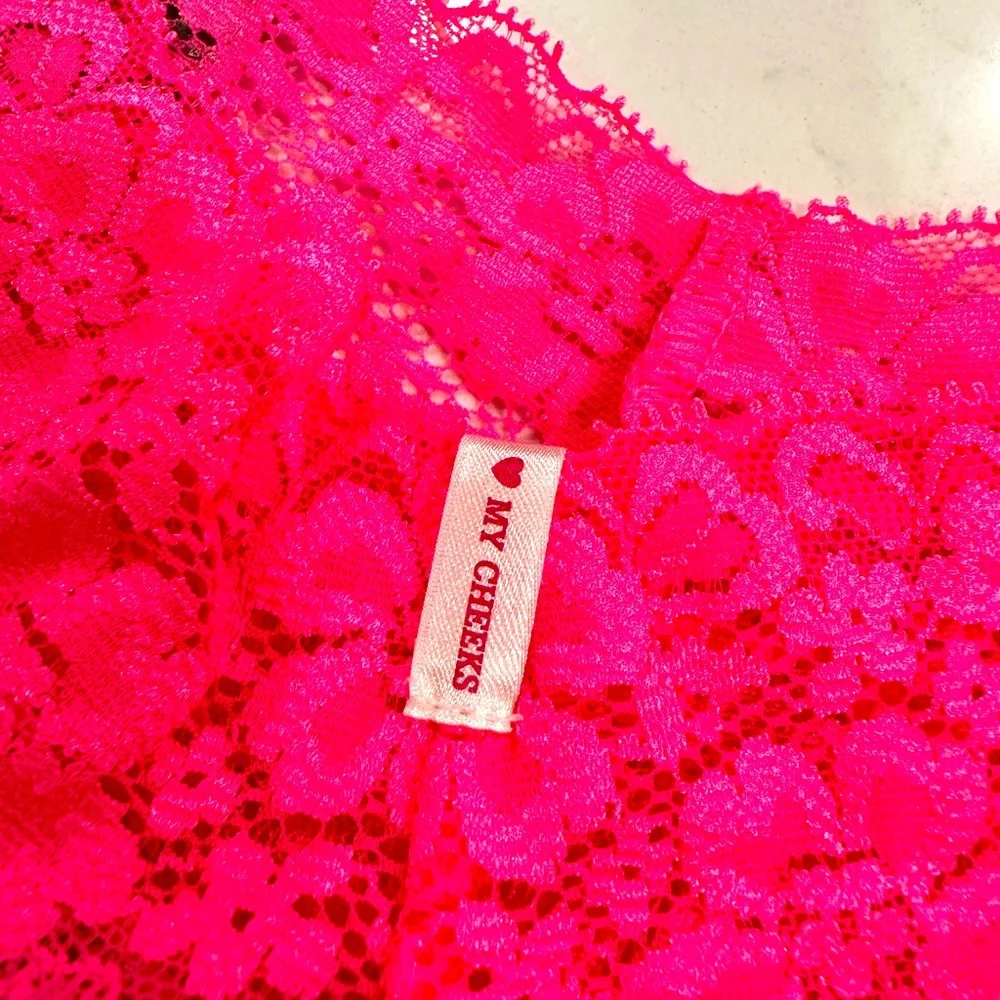 NWT Vintage Pink Victoria’s Secret Lace Thong - Picture 7 of 9